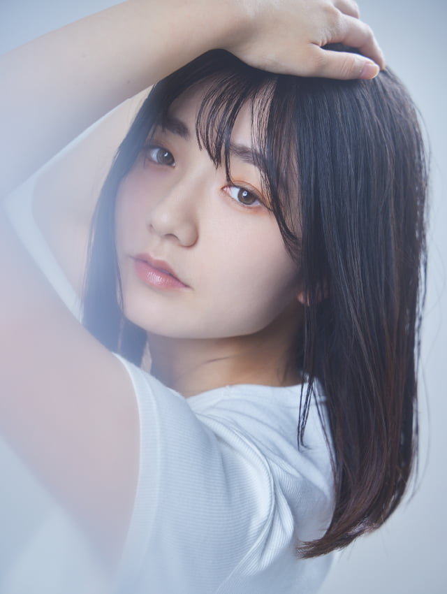 縦ラインが効いたミディアム